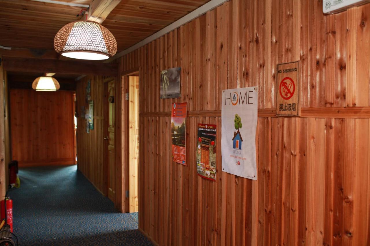 Dragon'S Den Hostel Лонгшенг Екстериор снимка